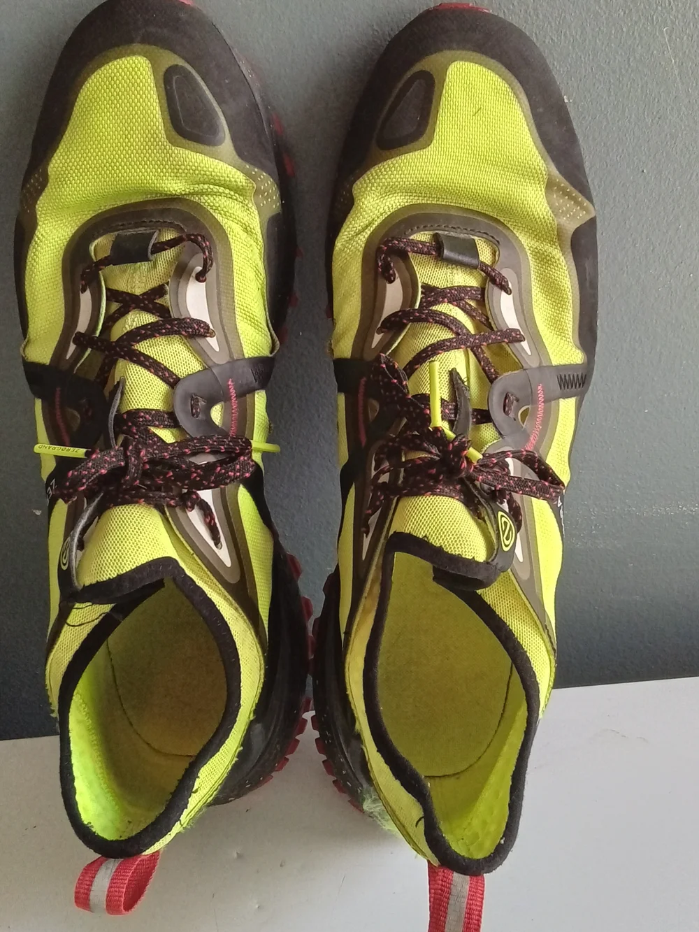 Cole Haan Zerogrand Outpace Neon Yellow Black Running Shoes Mens‎ C32106